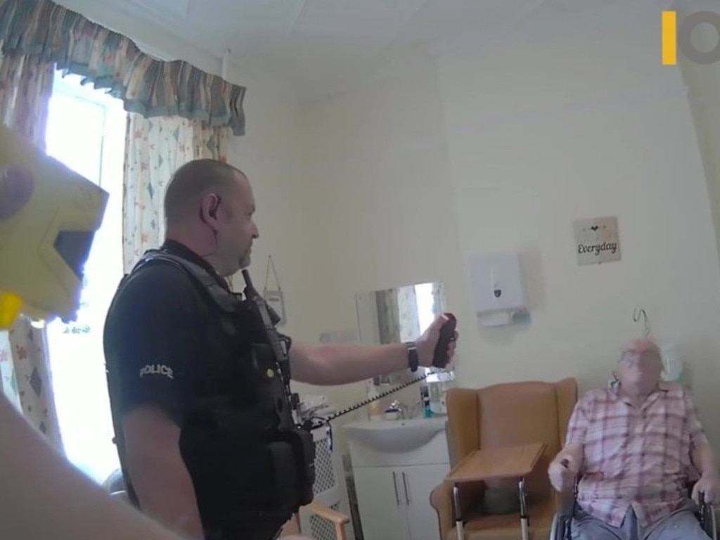 Police Officers Accused of Using Excessive Force on 92-Year-Old Amputee Who Later Died, Court Hears