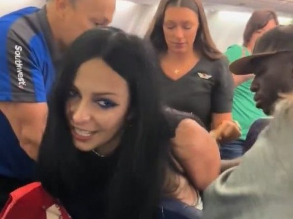 Disruptive Passenger Removed from Flight After Verbal and Physical Altercation