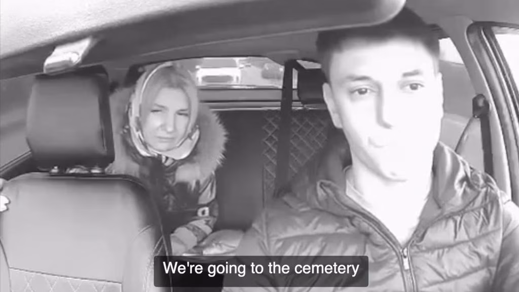 woman threatens taxi driver machete